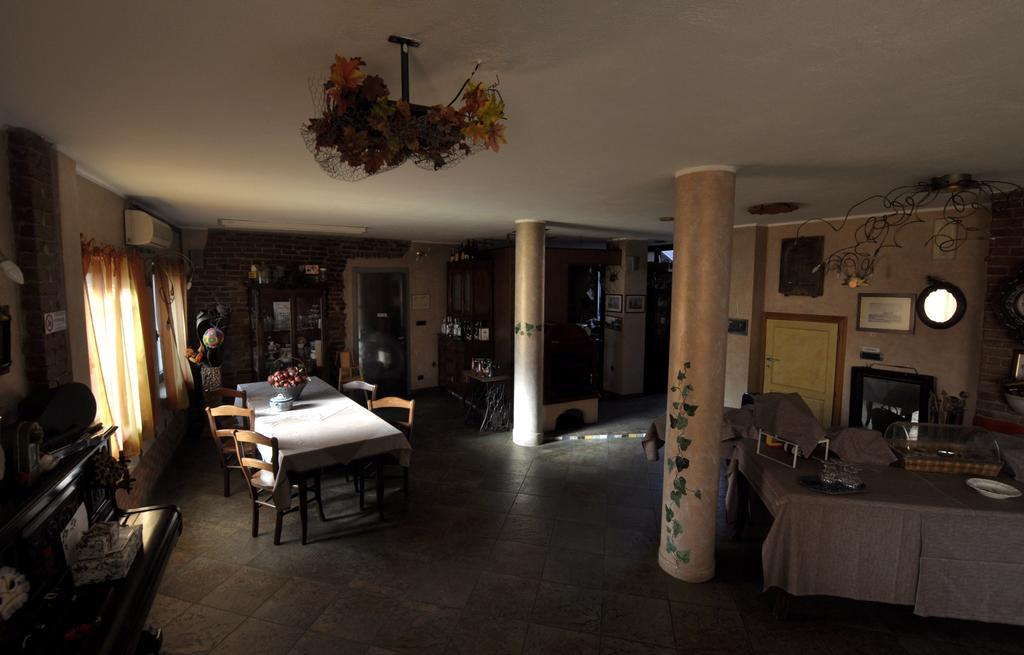 B&B Edera Castagnole Piemonte Exteriör bild