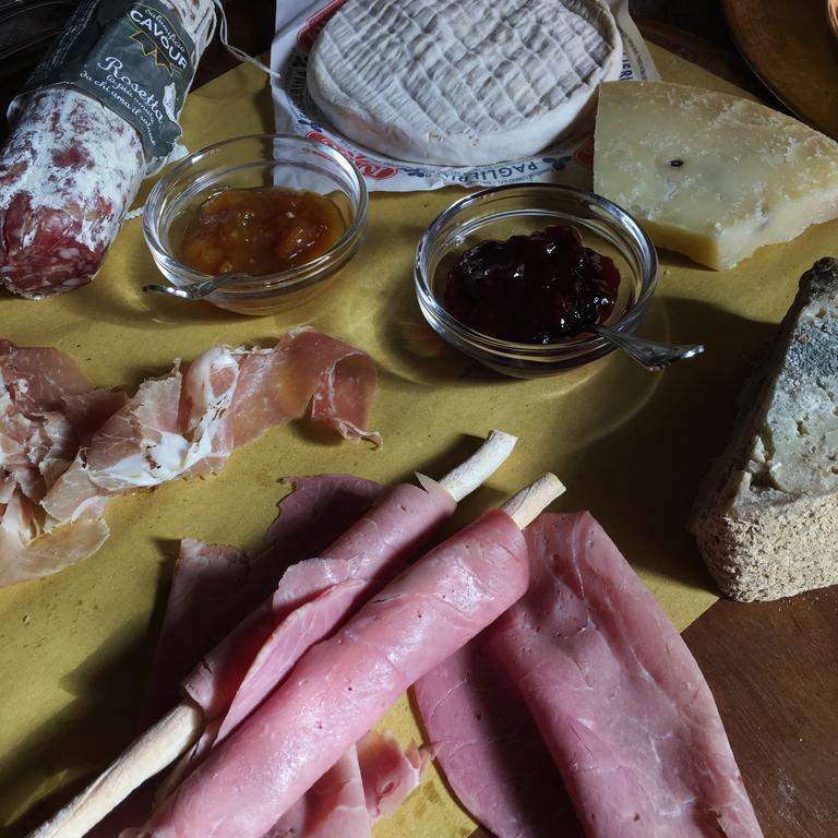 B&B Edera Castagnole Piemonte Exteriör bild